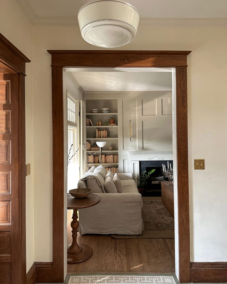 Tour a Charming Queen Anne House in Defiance, Ohio — Photos Apartment